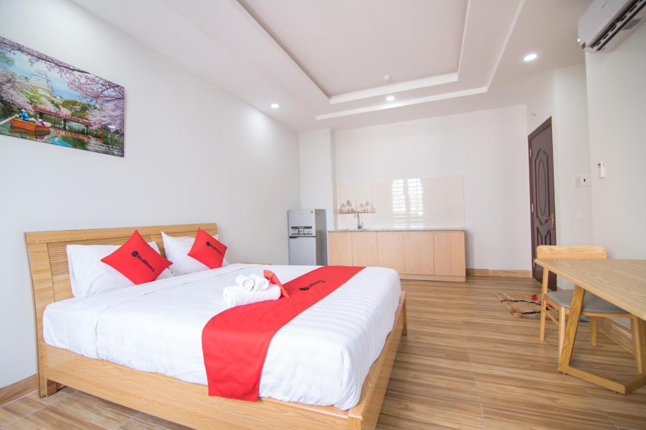 מלון הו צ'י מין סיטי Reddoorz Premium Near E-Town מראה חיצוני תמונה